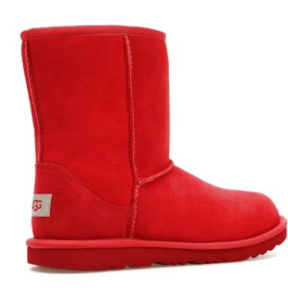 UGG Girl's Classic II Sheepskin Boot Samba Red Size: 4